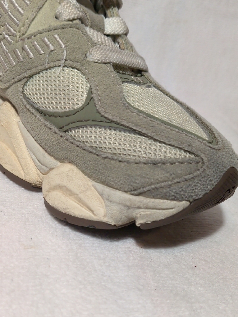 New Balance Kids Green and Light Gray Mesh Suede Sneakers - Picture 7 of 9
